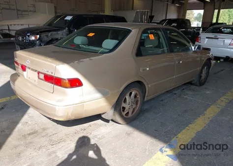 1999 Toyota Camry Le V6 from USA, damaged, VIN JT2BF22K5X0208167